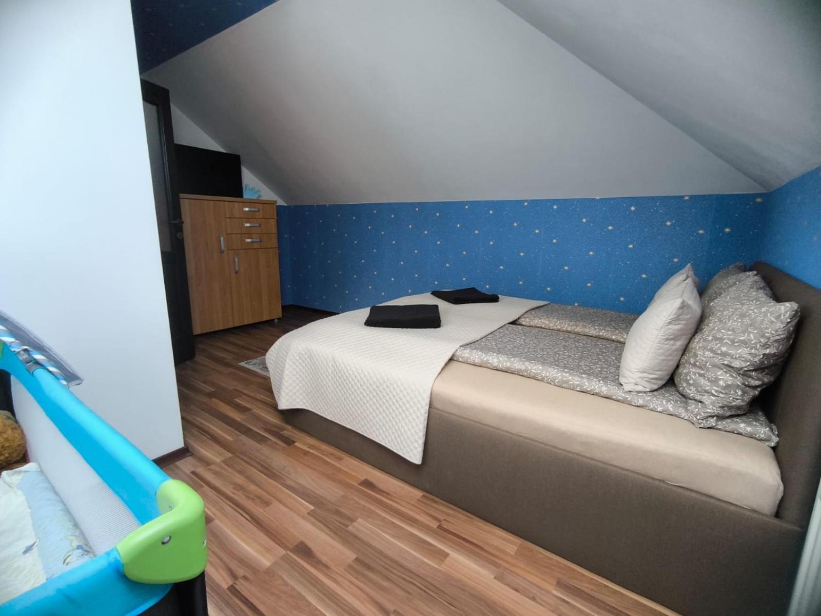 Morrison Apartments Miercurea Ciuc Zimmer foto
